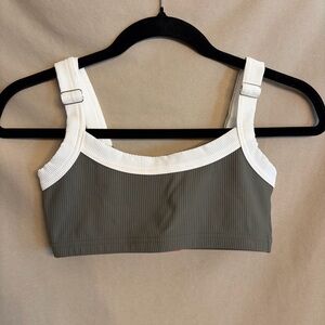 NWT Edikted Sariah Women's S Olive and White Ribbed Bralette